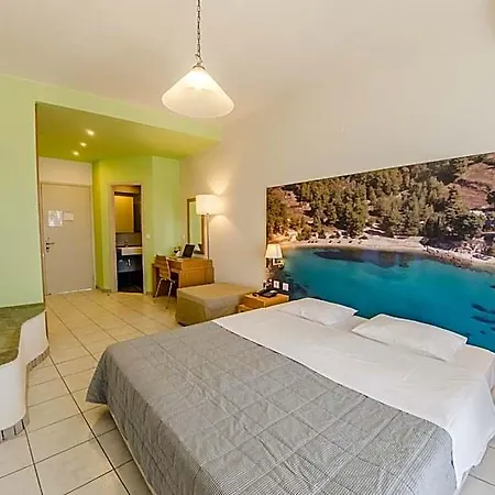Hotel Nereides Patitiri