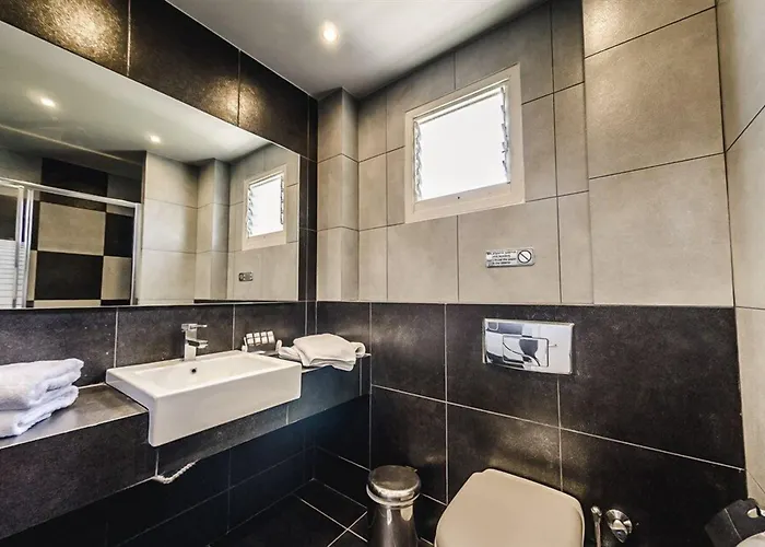 Hotel Nereides Patitiri